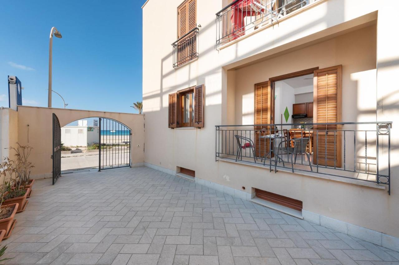 I Tre Golfi Beach Apartments San Vito Lo Capo Bagian luar foto